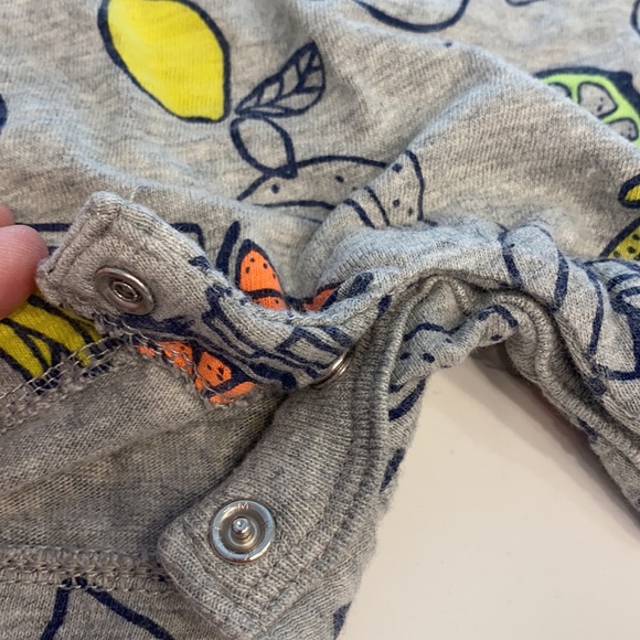 Baby Gap one piece tank outfit 0-3mo - Picture 3 of 4